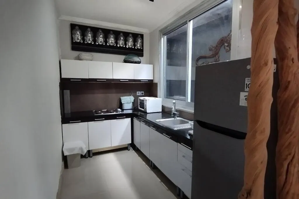 Villa 3 Bedroom With Private Pool Seminyak Near Beach&Lafavela